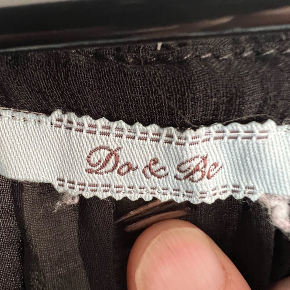 DO + BE WOMENS BLACK LACE TOO SIZE LARGE - Picture 5 of 5